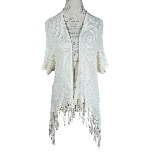 Urban Outfitters Sweaters - Urban Outfitters Staring at Stars Sweater Women XSmall Boho Fringe Open Shrug